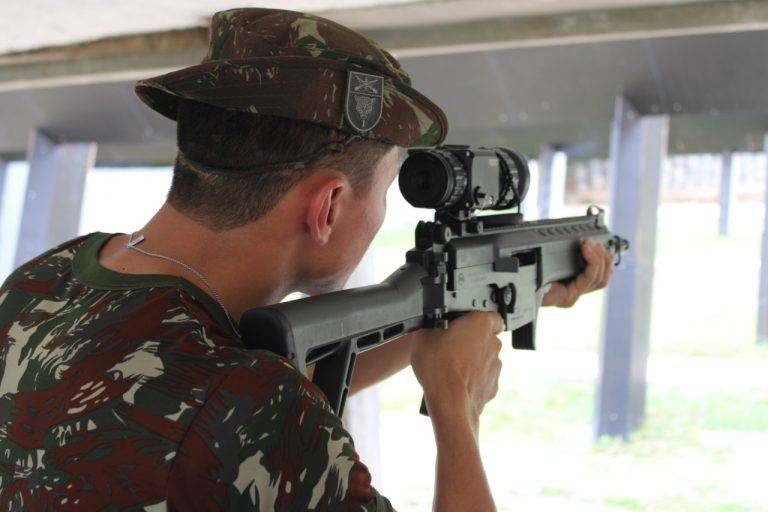 Centro de Avaliações do Exército (CAEx) realiza teste de Monóculo do Projeto COBRA na Amazônia