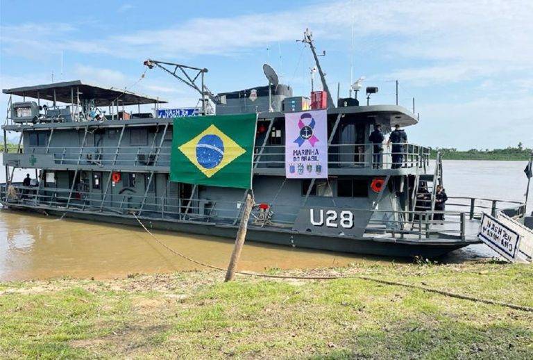 Navio de Assistência Hospitalar “Tenente Maximiano” ultrapassa 50 mil atendimentos odontológicos desde sua incorporação