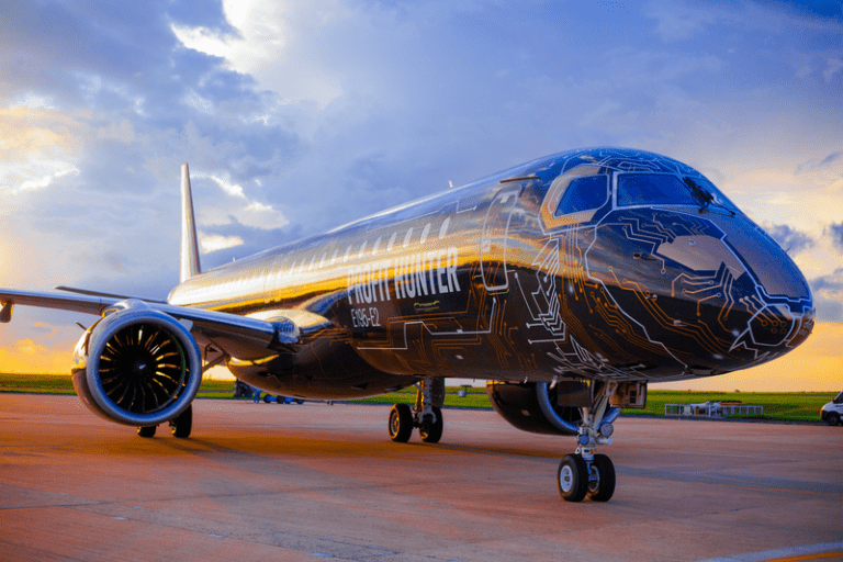 Embraer E195-E2 ‘TechLion’ em demonstração no Japão