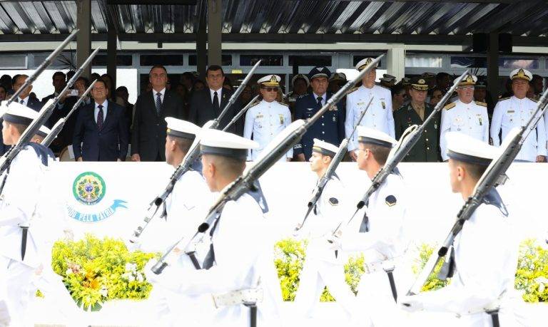 Presidente participa de homenagem ao Dia do Marinheiro