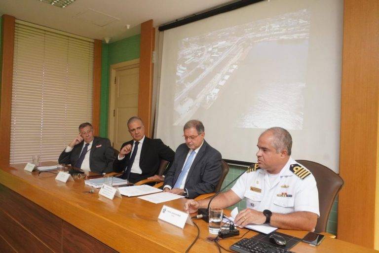 Marinha participa da 7ª Reunião da Comissão Estadual de Desenvolvimento de Economia do Mar