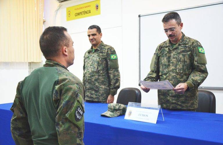 Marinha ministra Curso Especial de Negociação em Conflitos com Tomada de Reféns