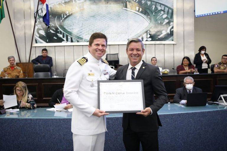 Capitão de Mar e Guerra recebe Título de Cidadão Alagoano