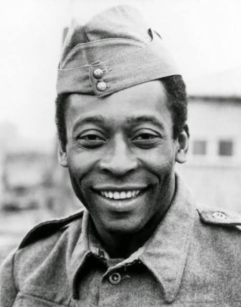O Brasil se despede do Rei Pelé, soldado Nascimento do Exército Brasileiro