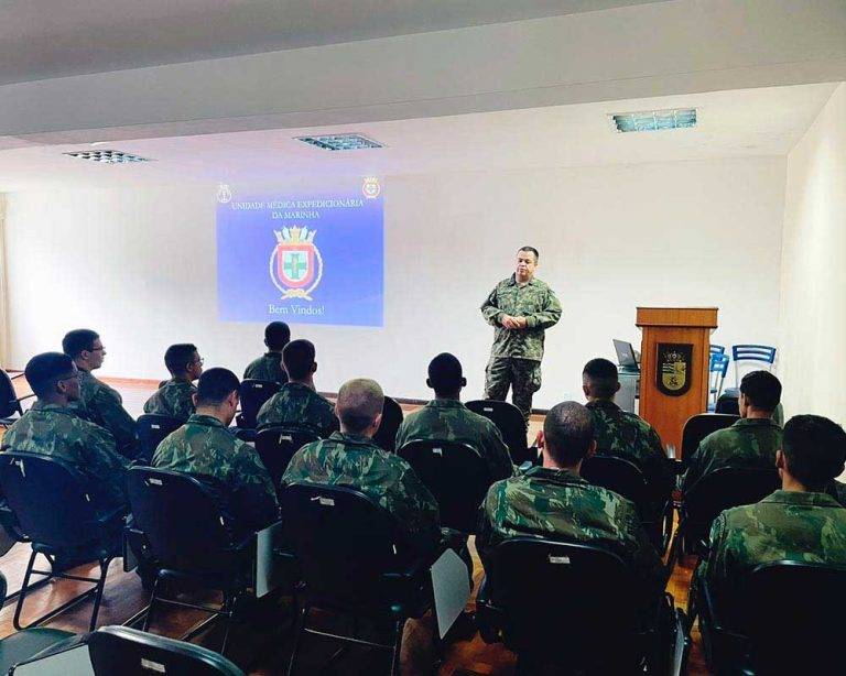UMEM realiza Instrução de Atendimento Pré-Hospitalar para Aspirantes da Escola Naval