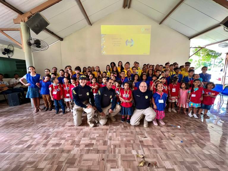 PRF participa de evento de ação educativa em igreja de Maceió/AL