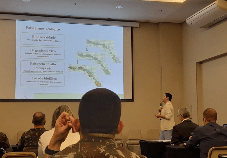 Professores do UNIESP contribuem para maior obra de educação do Exército