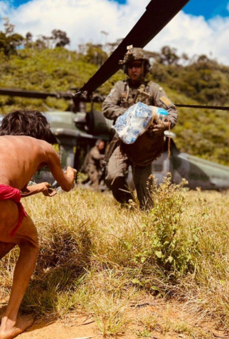Defesa reforça assistência humanitária aos Yanomamis