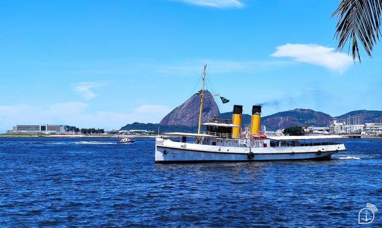 Rebocador “Laurindo Pitta” pode ganhar propulsão sustentável