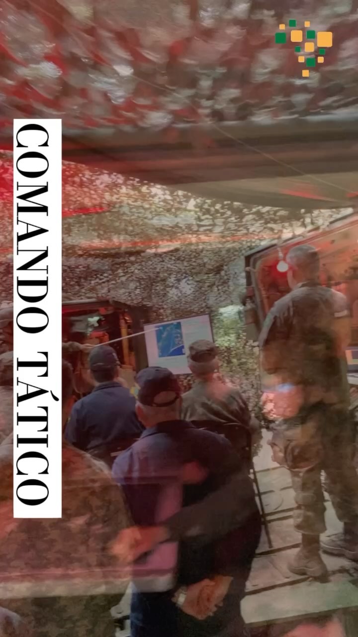 Bastidores do Comando Tático de Desembarque dos Fuzileiros Navais

Durante a UAN...