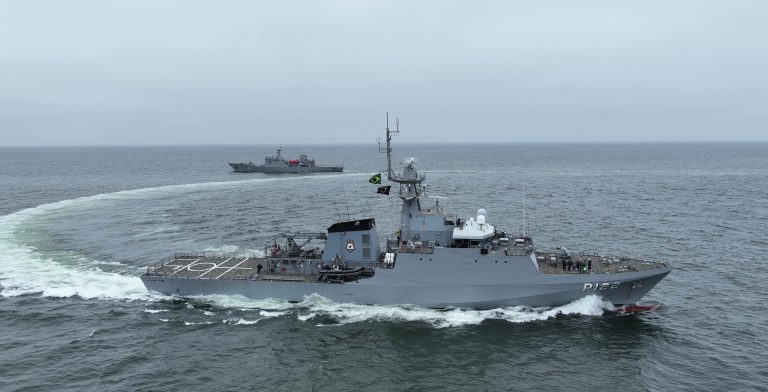 Marinha do Brasil realiza exercícios conjuntos com a Marinha da Namíbia
