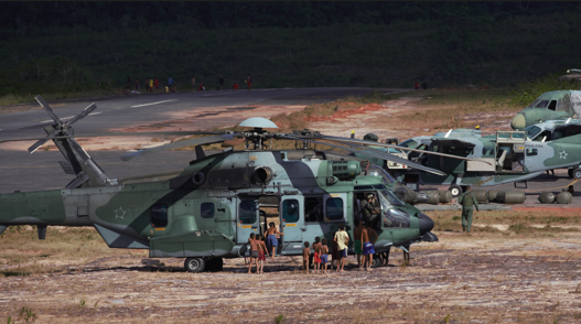 Operação Escudo Yanomami é reforçada por helicópteros das Forças Armadas