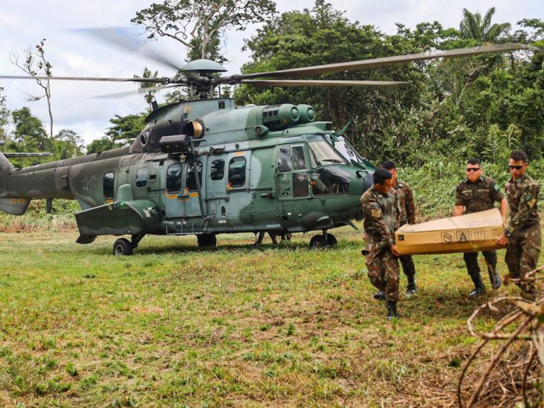 Comando Operacional Conjunto Amazônia apoia instalação de Base para agências envolvidas na Operação Yanomami