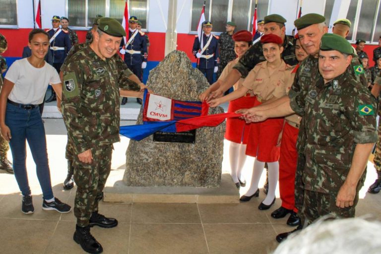 Colégio da Vila Militar é inaugurado no Rio de Janeiro