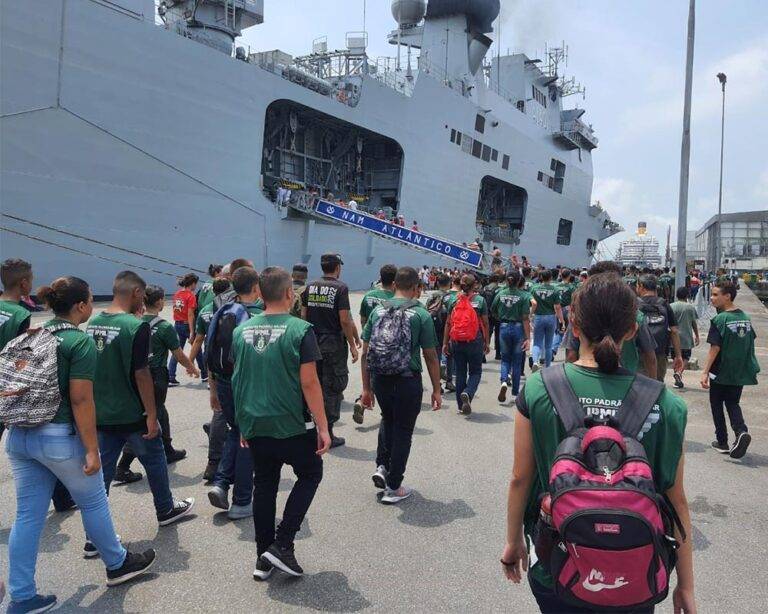 Navios da Esquadra atraem mais de 14 mil visitantes no Porto de Santos, durante “Aspirantex/2023”