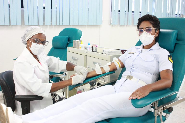 Hospital Naval de Salvador promove “Campanha de Doação de Sangue e Cadastro de Medula Óssea”