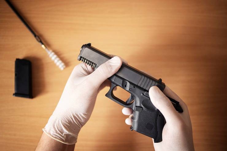 Proprietários de armas de fogo têm 60 dias para fazer cadastro, à partir de hoje