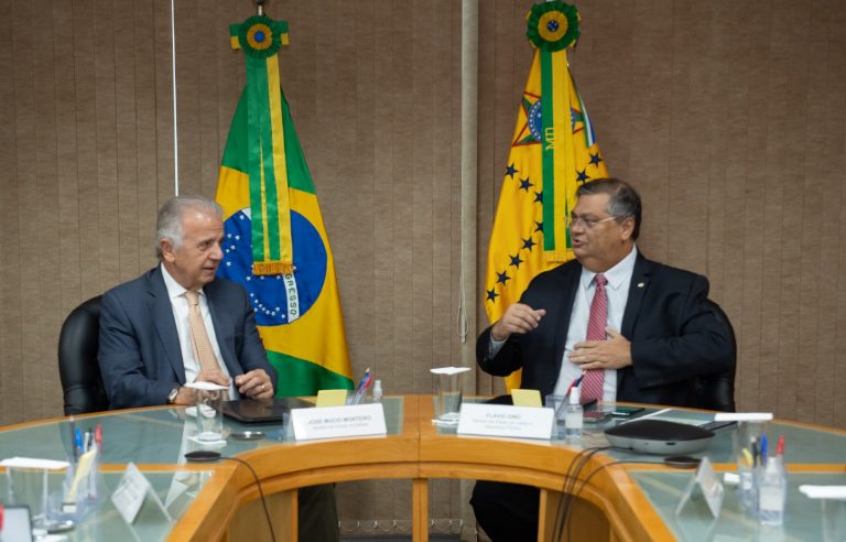Terra Yanomami: Governo antecipa para 6 de abril novo bloqueio do espaço aéreo