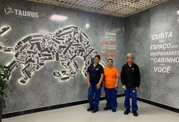 Alunos destaques do projeto “Taurus do Bem – Respeitando as diferenças em prol da igualdade” são efetivados
