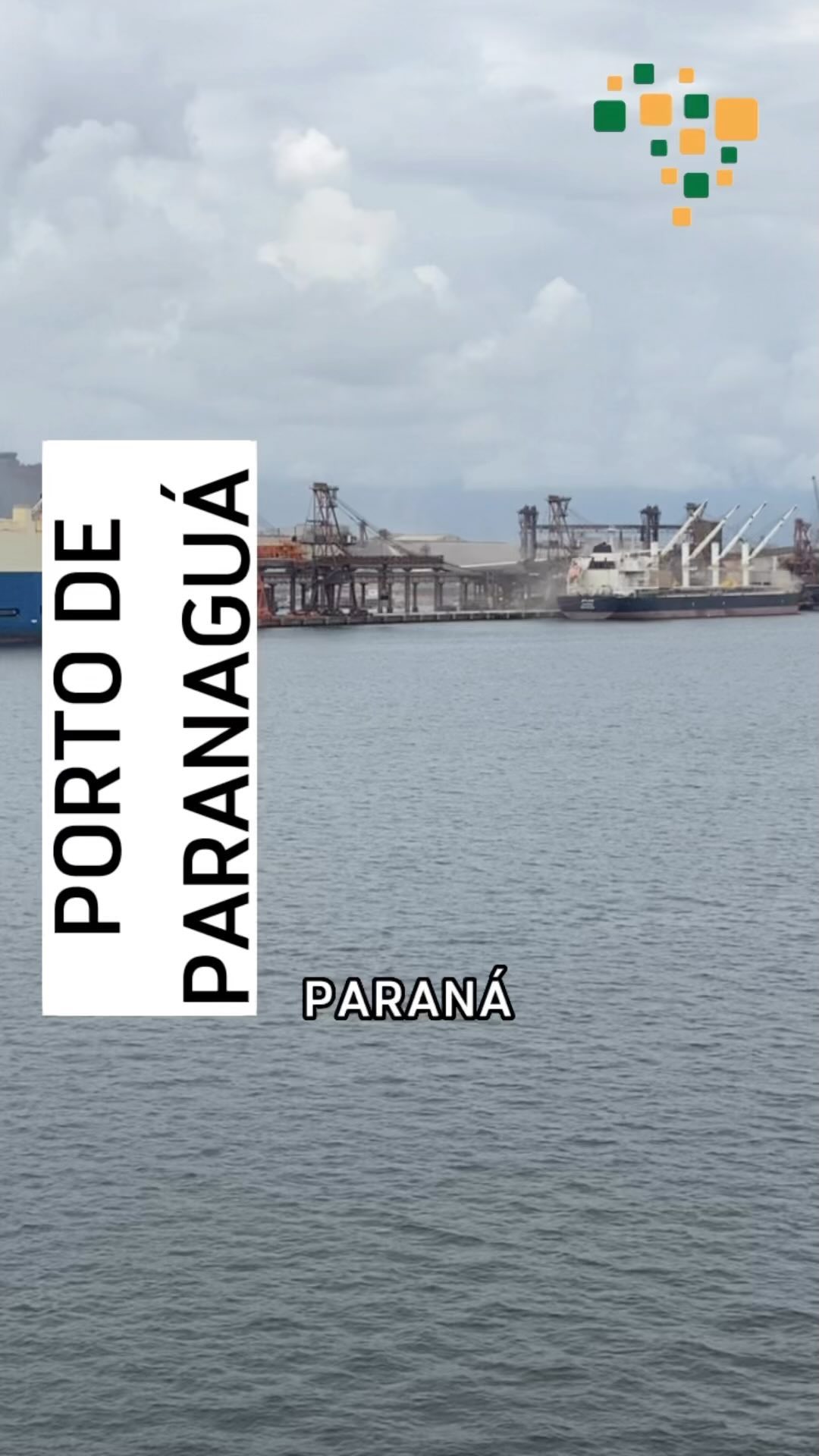 Aproximação no Porto de Paranaguá a bordo do NDM Bahia da Marinha do Brasil 

A ...