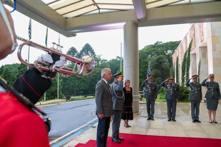 Governo de SP concede Medalha de Defesa Civil de São Paulo ao ministro da Defesa