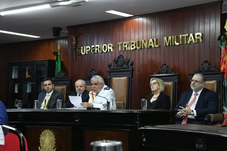 Tenente-Brigadeiro do Ar Francisco Joseli Parente Camelo toma posse como Presidente do Superior Tribunal Militar