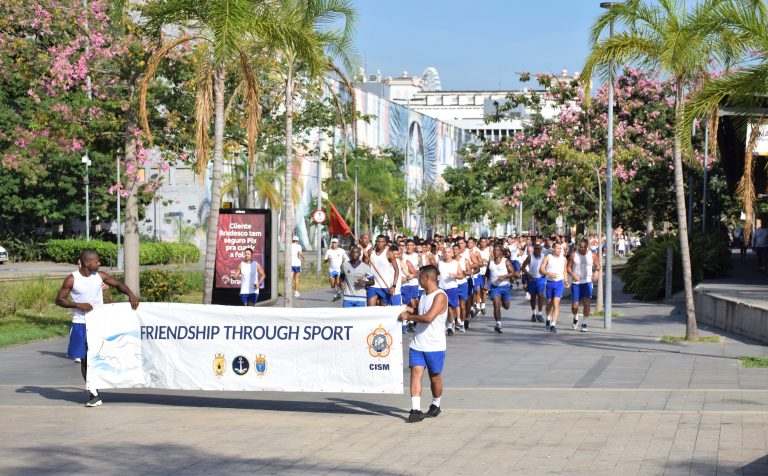 Corrida da Paz 2023 celebra o CISM Day Run com militares e civis no Rio de Janeiro