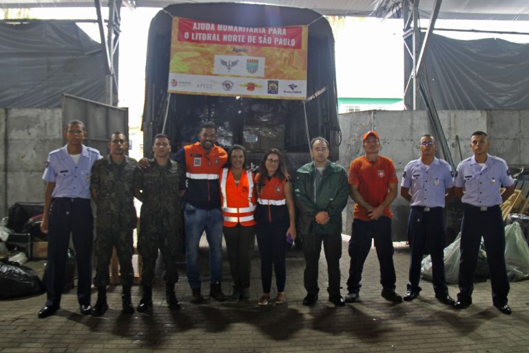 Base Aérea de São Paulo auxilia em ação humanitária em São Sebastião