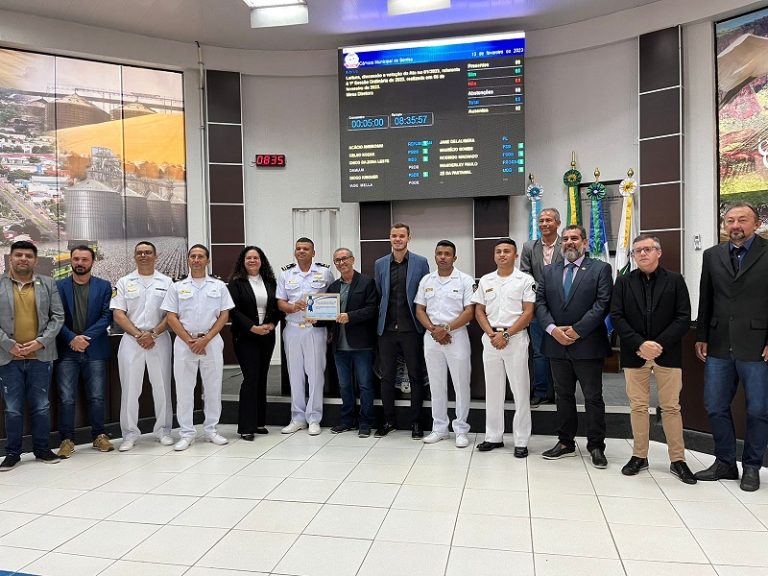 Agência Fluvial de Sinop recebe moção de aplausos em Sorriso-MT