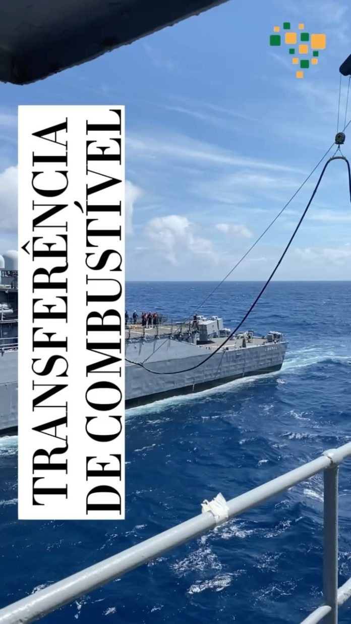 Transferência de óleo no mar é realizada durante a operação “Aspirantex 2023”.

...