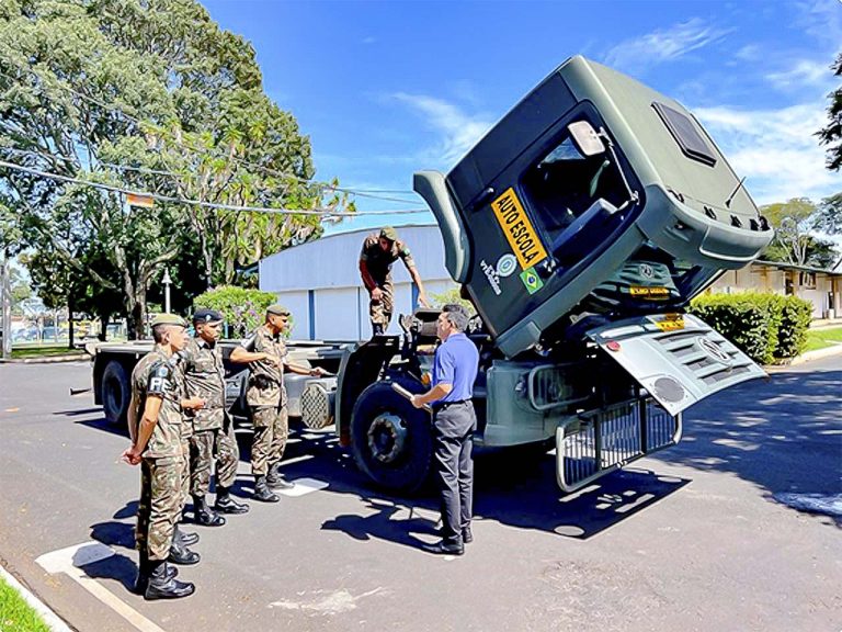 Batalhão Ferroviário forma mais uma turma de motoristas profissionais