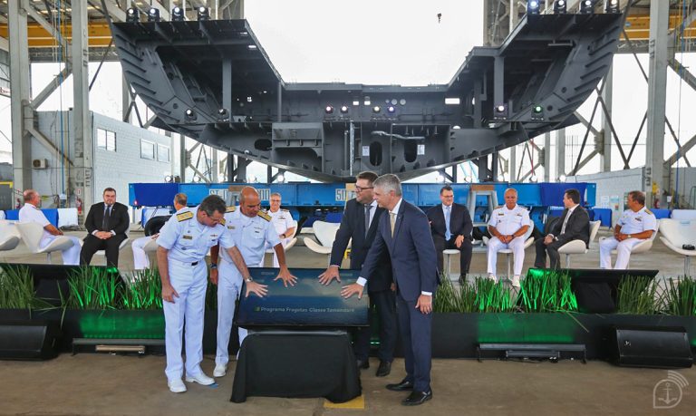 Marinha do Brasil e Águas Azuis celebram avanço na construção da Fragata Tamandaré