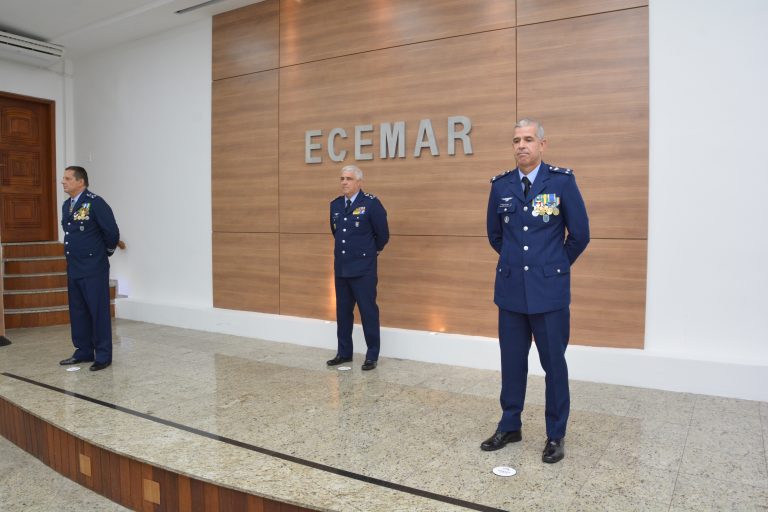 Brigadeiro do Ar Helmer Barbosa Gilberto assume o comando da Escola de Comando e Estado-Maior da Aeronáutica