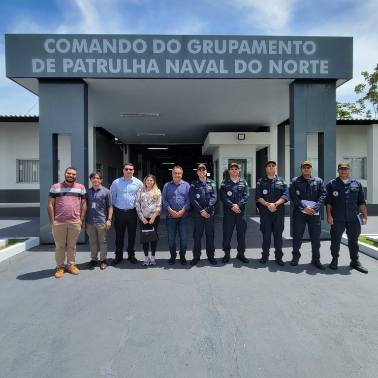 Engenheiros da Universidade Federal do Pará visitam Navio de Assistência Hospitalar “Anna Nery”