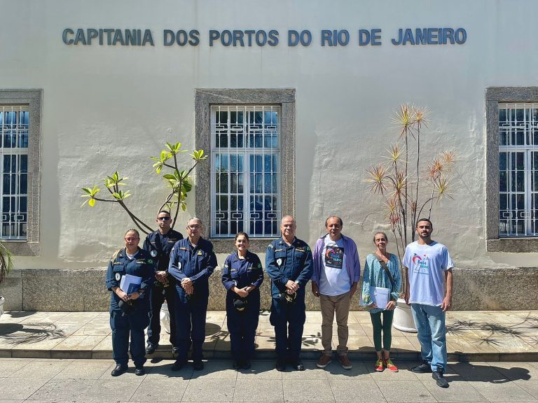 Capitania dos Portos do Rio de Janeiro se reúne com Movimento Baía Viva para discutir preservação ambiental