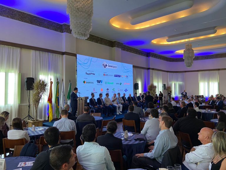 Marinha do Brasil participa do 1º Fórum de Desenvolvimento da Economia Azul RS