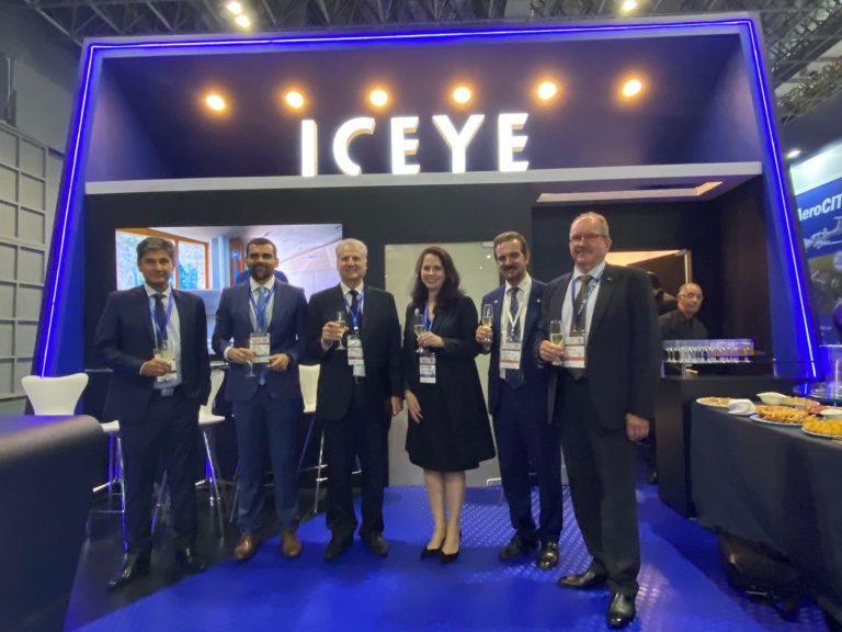 ICEYE e Orbital Engenharia assinam memorando de entendimento para estabelecer parceria futura