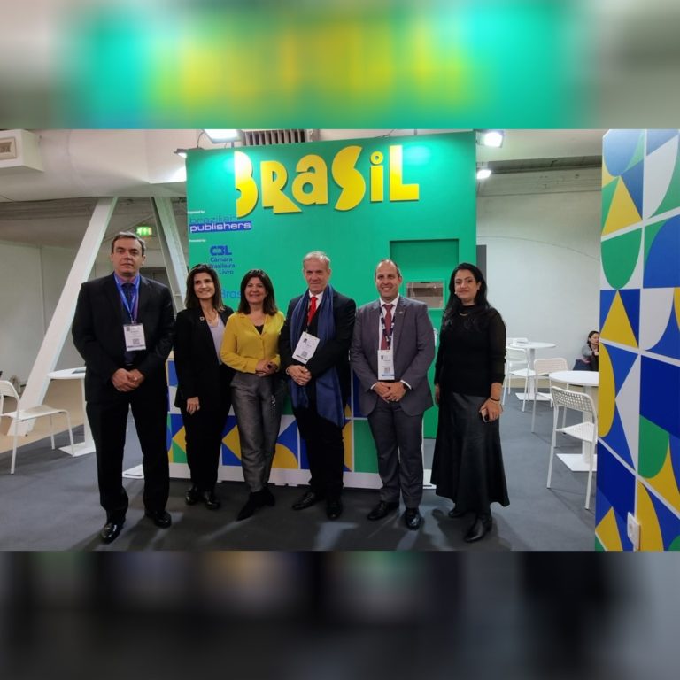 Biblioteca do Exército participa da Feira do Livro de Londres – The London Book Fair
