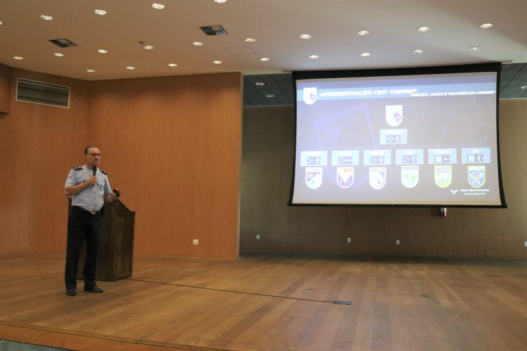 Comandante-Geral do Pessoal ministra palestra sobre fundamentos da profissão militar em Lagoa Santa