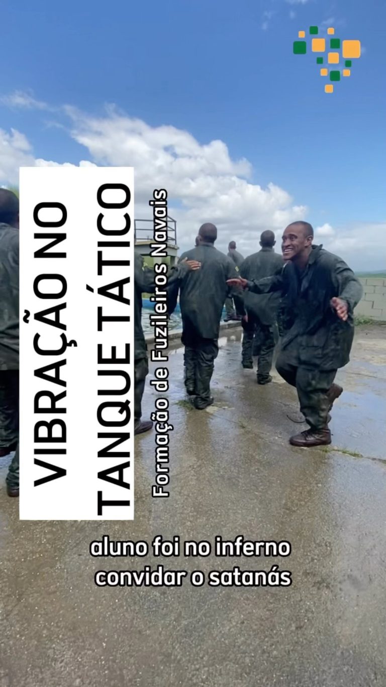 Vibração no tanque tático do 2º Exercício de Campo para a formação de Fuzileiros...