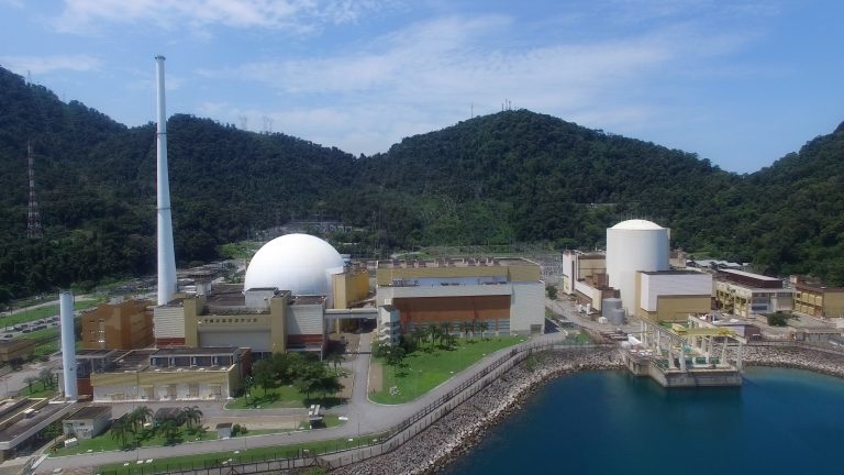 Marinha, PM e PRF em ação coordenada para abastecer usinas nucleares