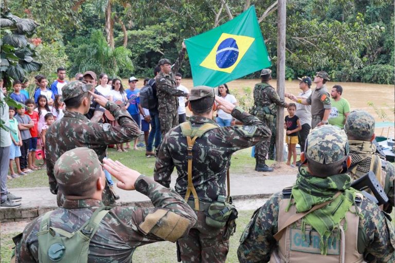Ação Cívico-Social realizada no Parque Nacional da Serra do Divisor beneficia comunidades ribeirinhas
