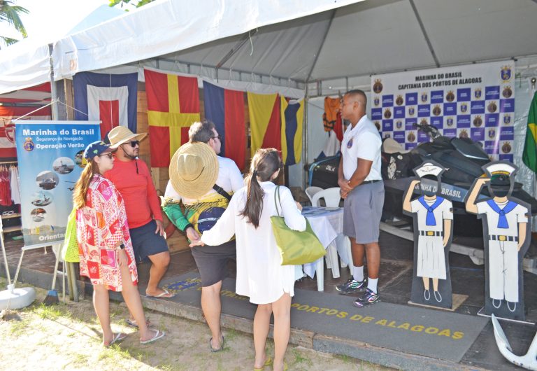 Capitania dos Portos de Alagoas divulga Mentalidade Marítima durante Torneio Internacional de Beach Tennis