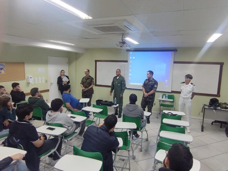 Marinha participa do Ciclo de Palestras para Futuros Médicos