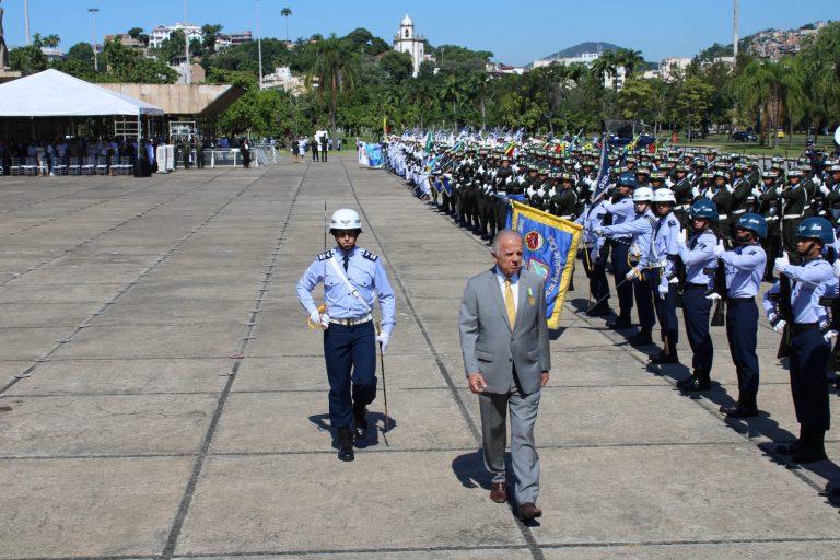 Celebração do 78º Dia da Vitória: Marinha do Brasil Honra os Heróis da Segunda Guerra Mundial