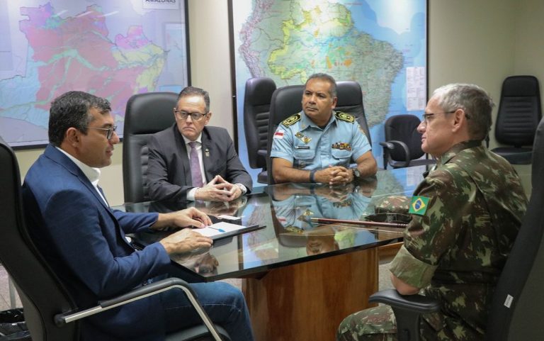 Comandante Militar e Governador do Amazonas: A união por uma Amazônia mais segura