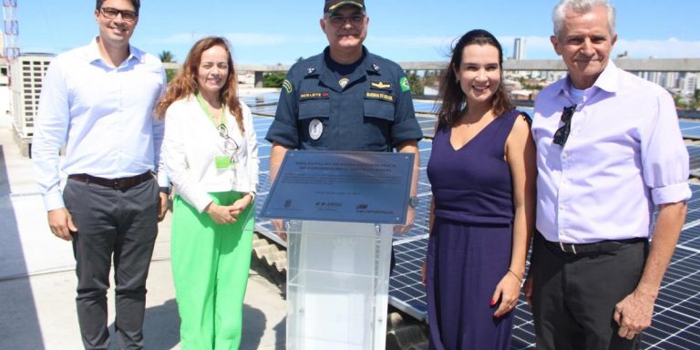 Comando do 3º Distrito Naval inaugura usina solar fotovoltaica em sua sede