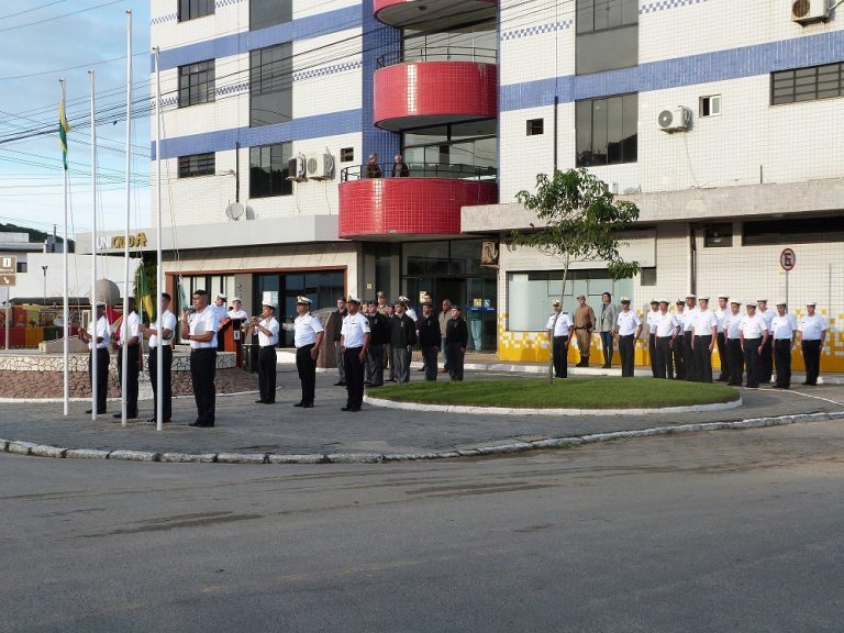 Delegacia da Capitania dos Portos em Laguna Celebra Dia da Marinha com Ação Cívico-Social