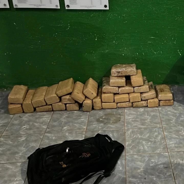 Operação Curaretinga II: 32 Quilos de Maconha Apreendidos no Acre