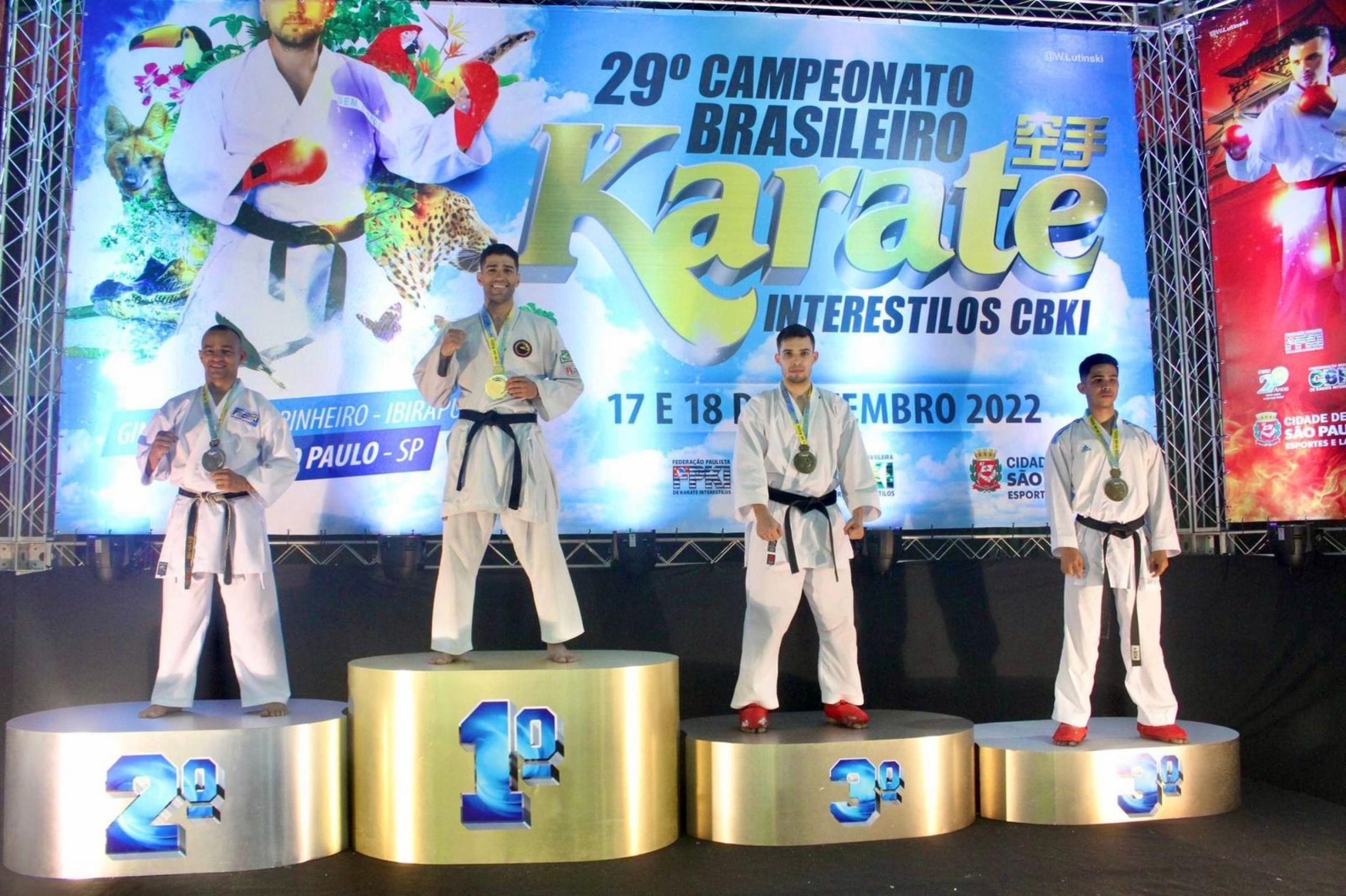 De Farda e Kimono: Cabo da PM de Alagoas Desafia o Mundo no Karatê